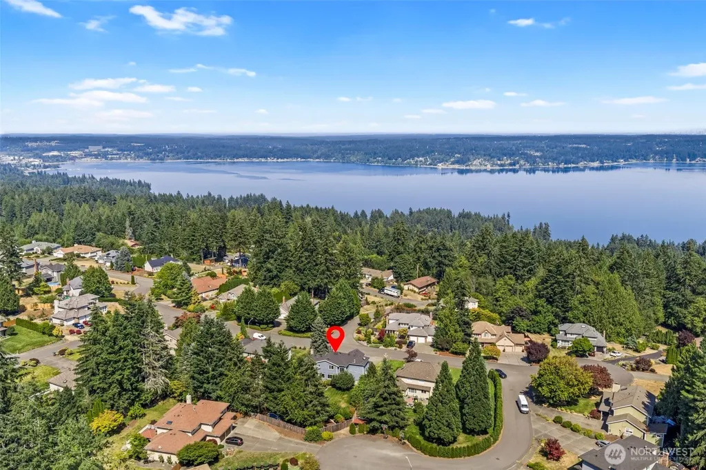 5767 Eldorado Place NW Bremerton WA 98312
