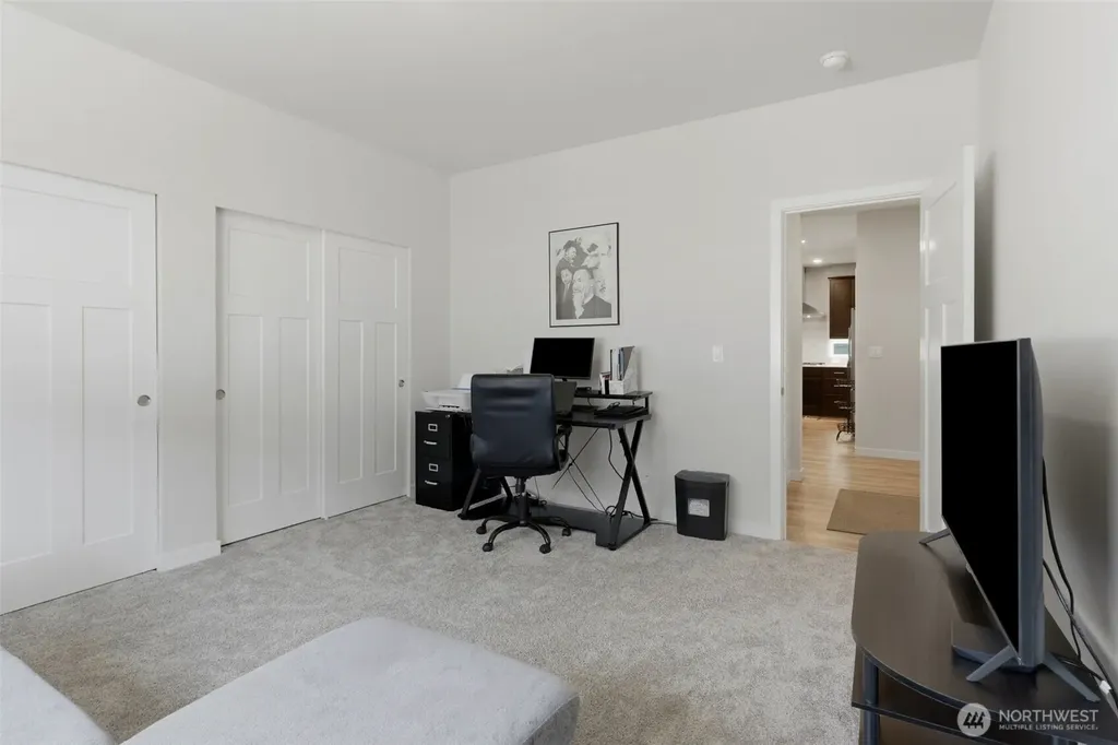 18201 132nd Avenue E Puyallup WA 98374