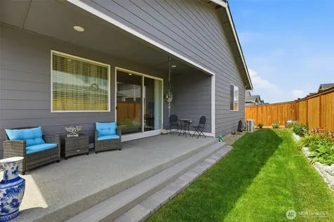 18201 132nd Avenue E Puyallup WA 98374