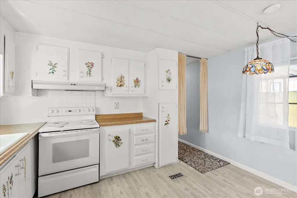 3832 164th Street SW Lynnwood WA 98087