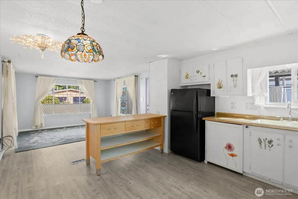 3832 164th Street SW Lynnwood WA 98087