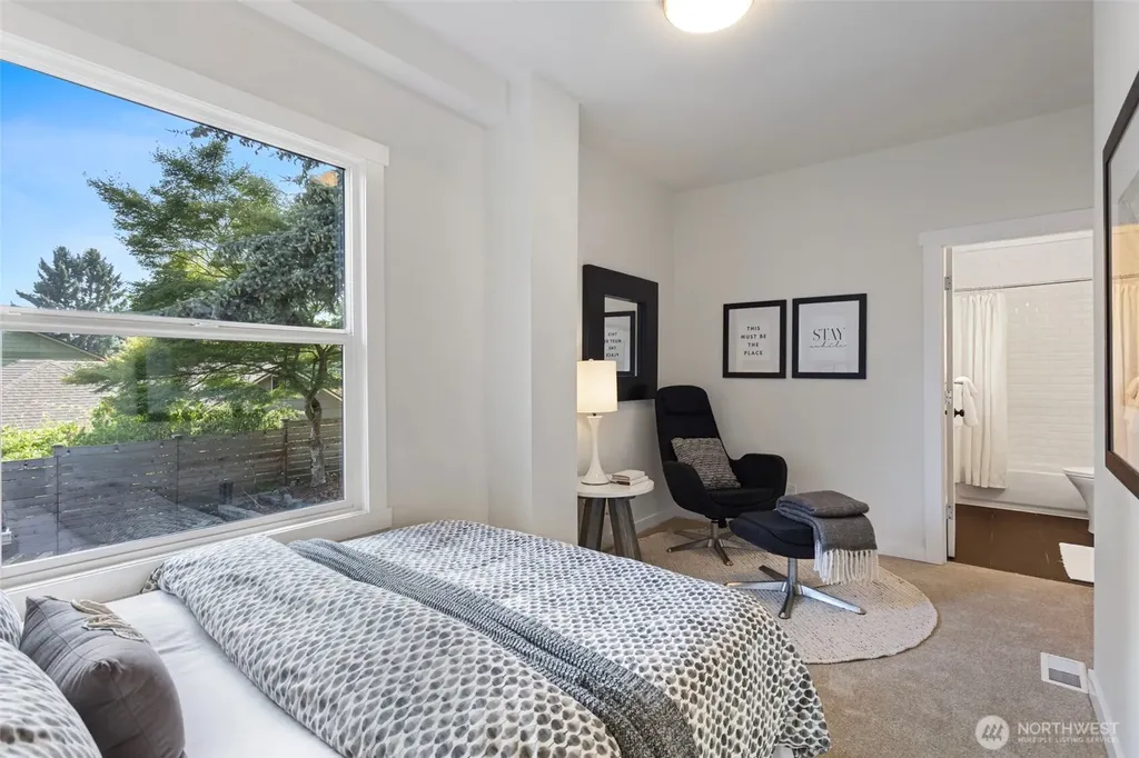 4137 41st Avenue S Seattle WA 98118