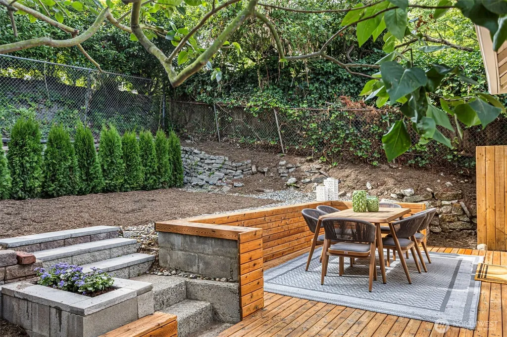 4137 41st Avenue S Seattle WA 98118