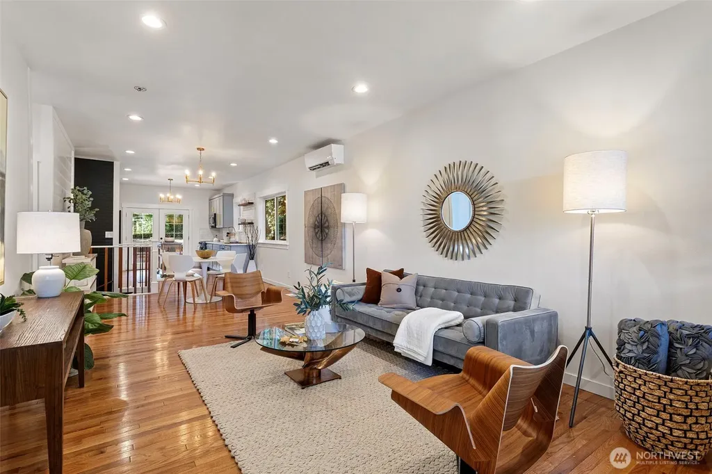4137 41st Avenue S Seattle WA 98118