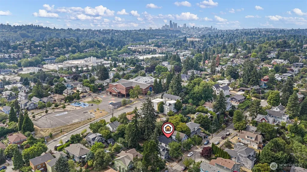 4137 41st Avenue S Seattle WA 98118
