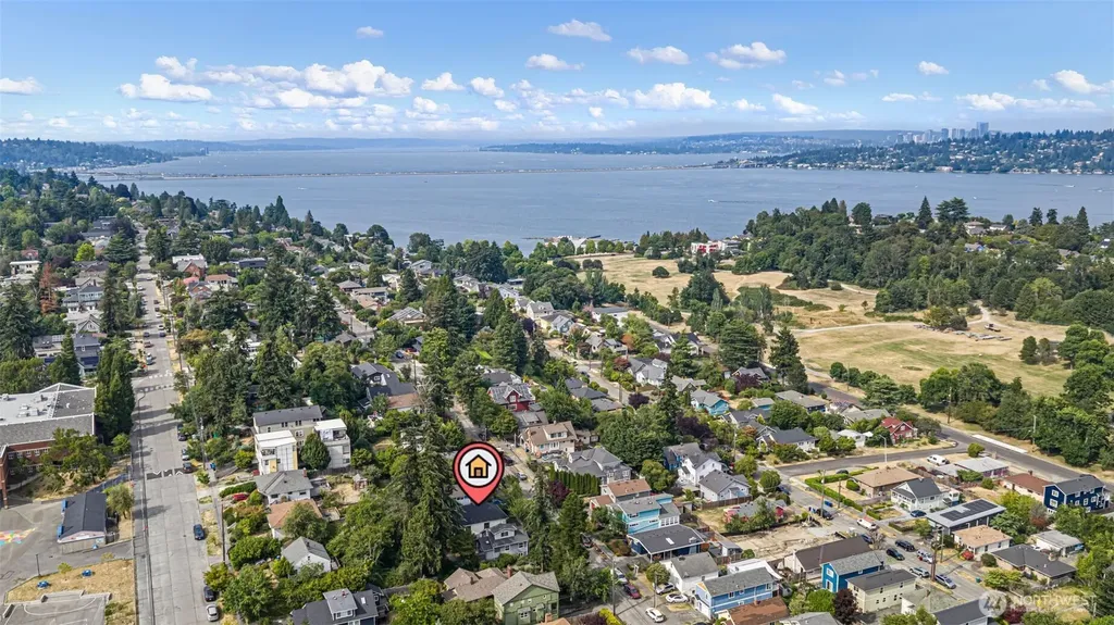 4137 41st Avenue S Seattle WA 98118
