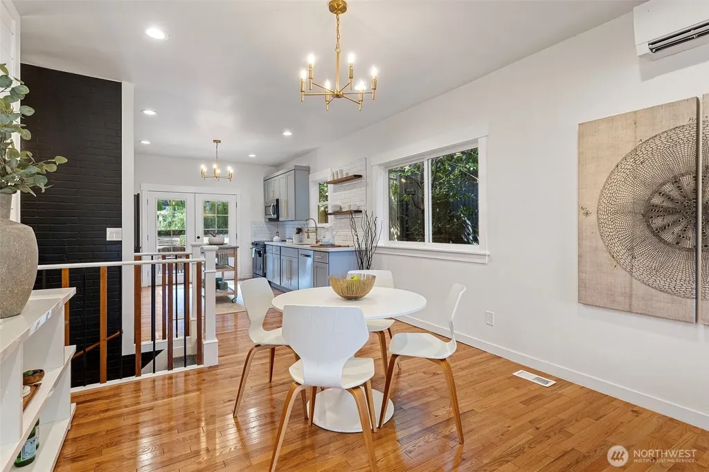 4137 41st Avenue S Seattle WA 98118