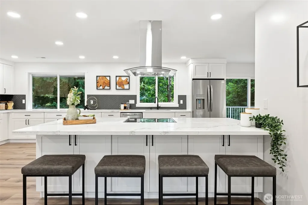 114 231st Street SE Bothell WA 98021