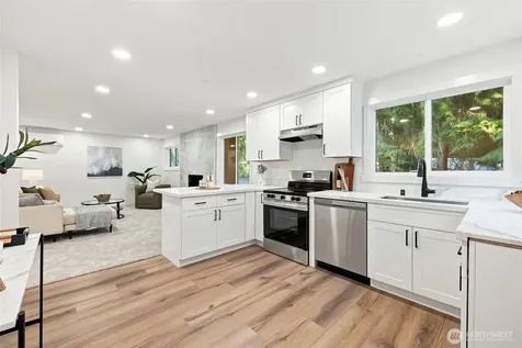 114 231st Street SE Bothell WA 98021