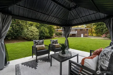 114 231st Street SE Bothell WA 98021