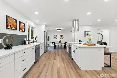 114 231st Street SE Bothell WA 98021