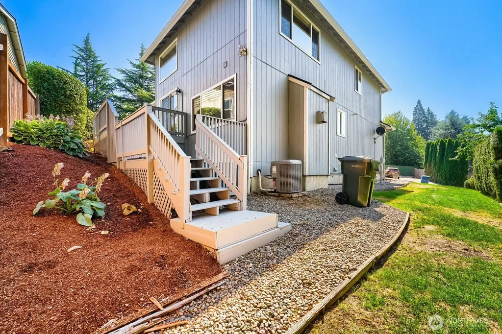 11831 SE 206th Street Kent WA 98031