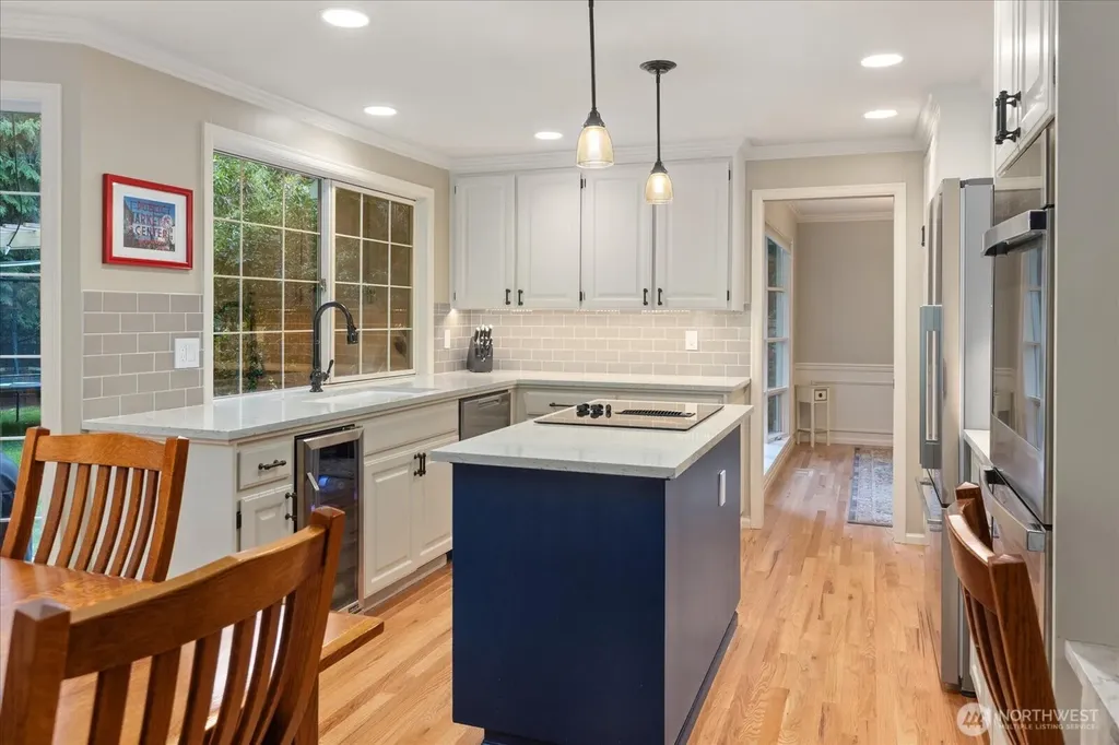 6807 214th Avenue NE Redmond WA 98053