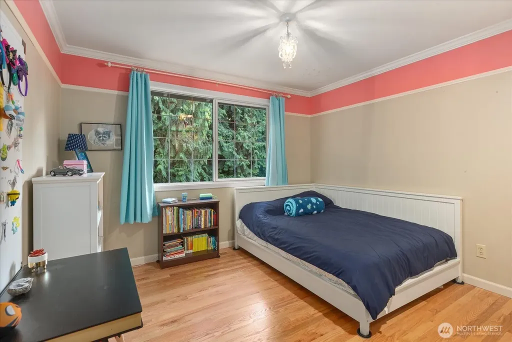 6807 214th Avenue NE Redmond WA 98053