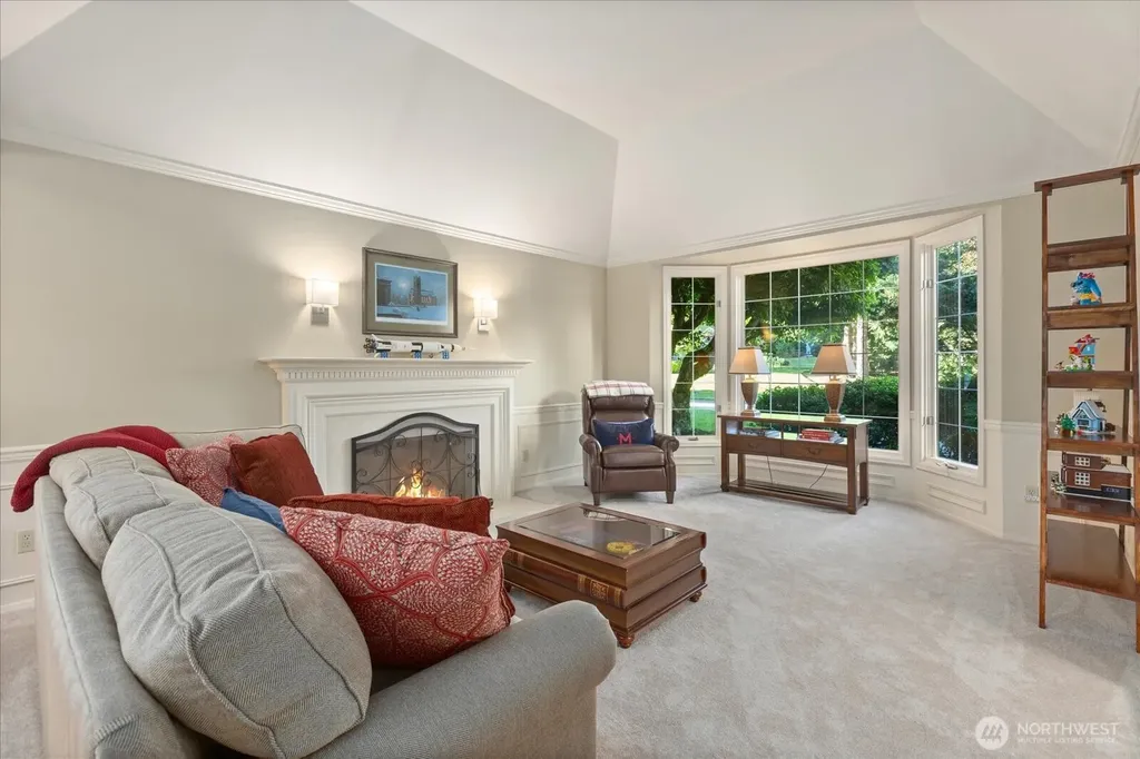 6807 214th Avenue NE Redmond WA 98053