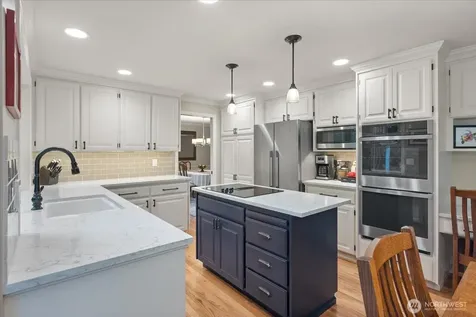 6807 214th Avenue NE Redmond WA 98053