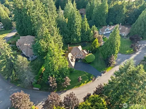 6807 214th Avenue NE Redmond WA 98053