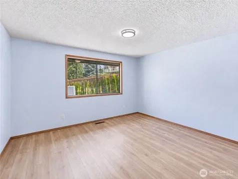 352 Lochwood Drive Camano Island WA 98282