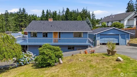 352 Lochwood Drive Camano Island WA 98282