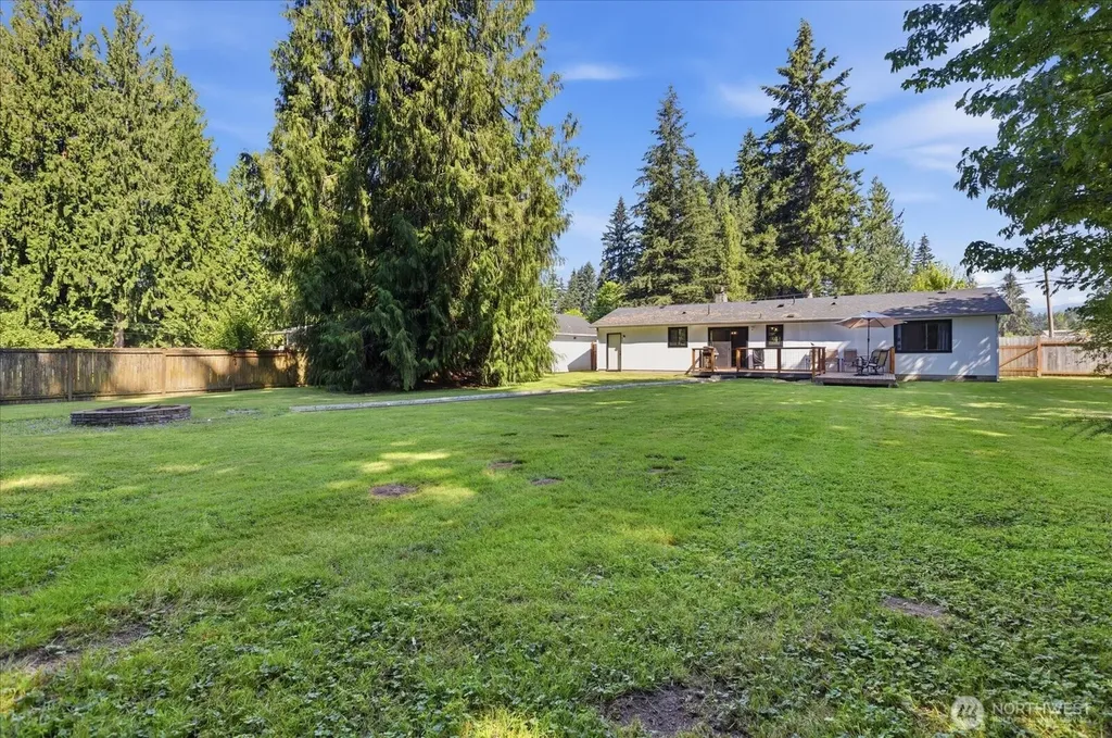 15906 82nd Street NE Lake Stevens WA 98258