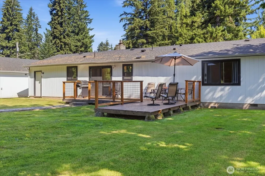 15906 82nd Street NE Lake Stevens WA 98258
