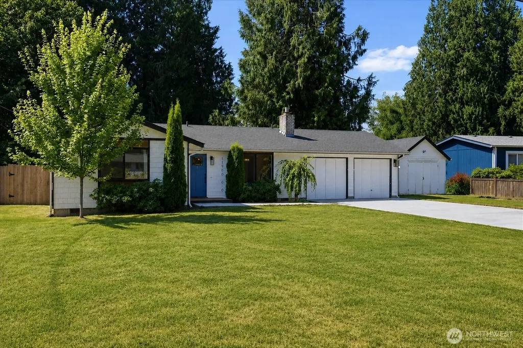 15906 82nd Street NE Lake Stevens WA 98258