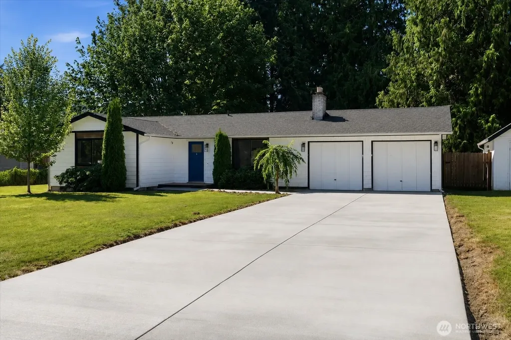 15906 82nd Street NE Lake Stevens WA 98258