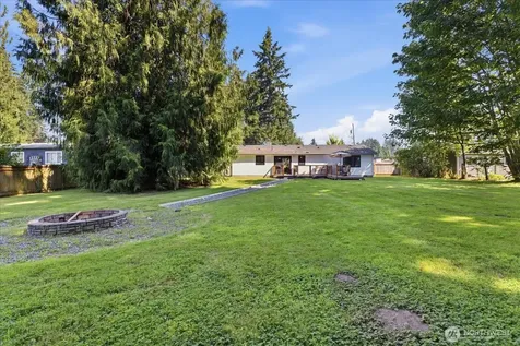 15906 82nd Street NE Lake Stevens WA 98258