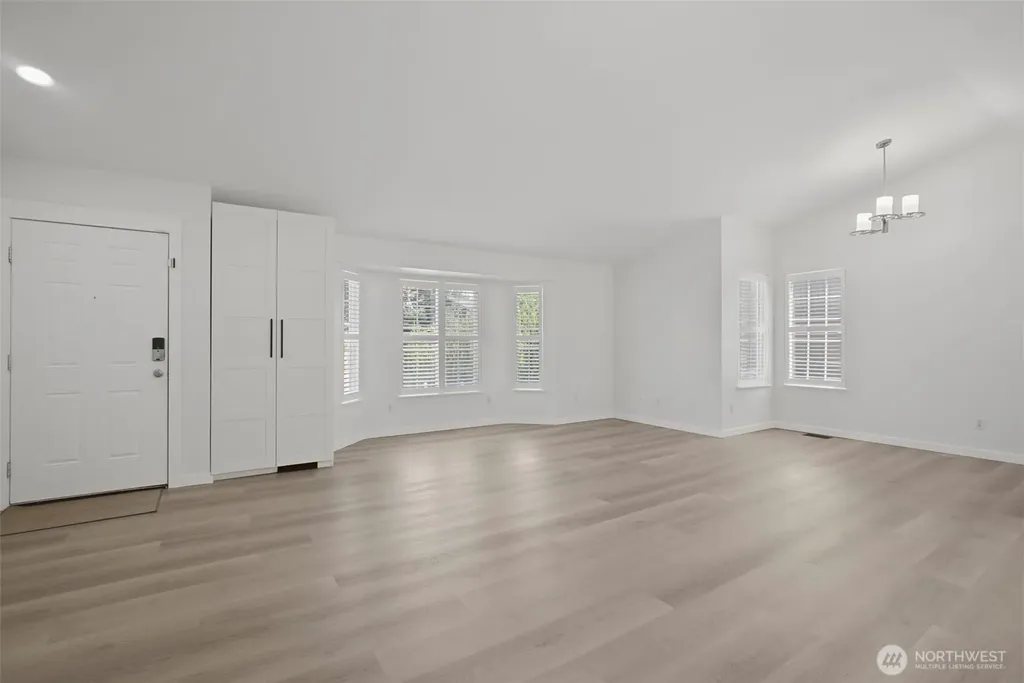 21141 SE 278th Way Maple Valley WA 98038