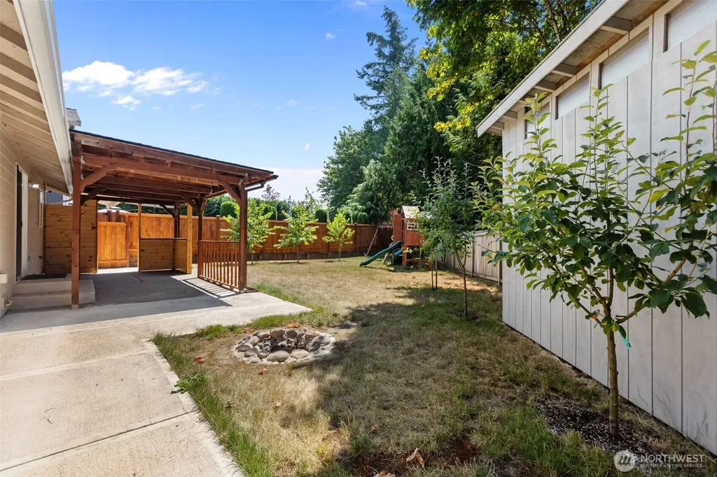 21141 SE 278th Way Maple Valley WA 98038