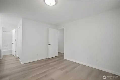 21141 SE 278th Way Maple Valley WA 98038