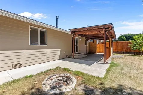 21141 SE 278th Way Maple Valley WA 98038