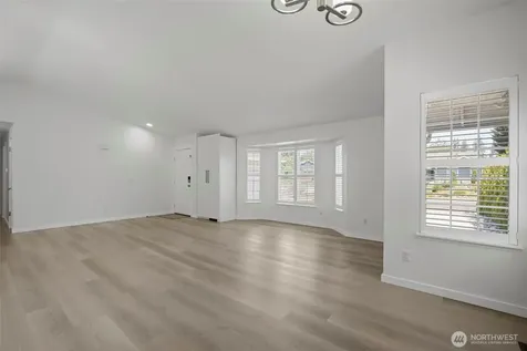 21141 SE 278th Way Maple Valley WA 98038