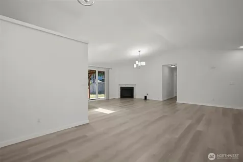 21141 SE 278th Way Maple Valley WA 98038