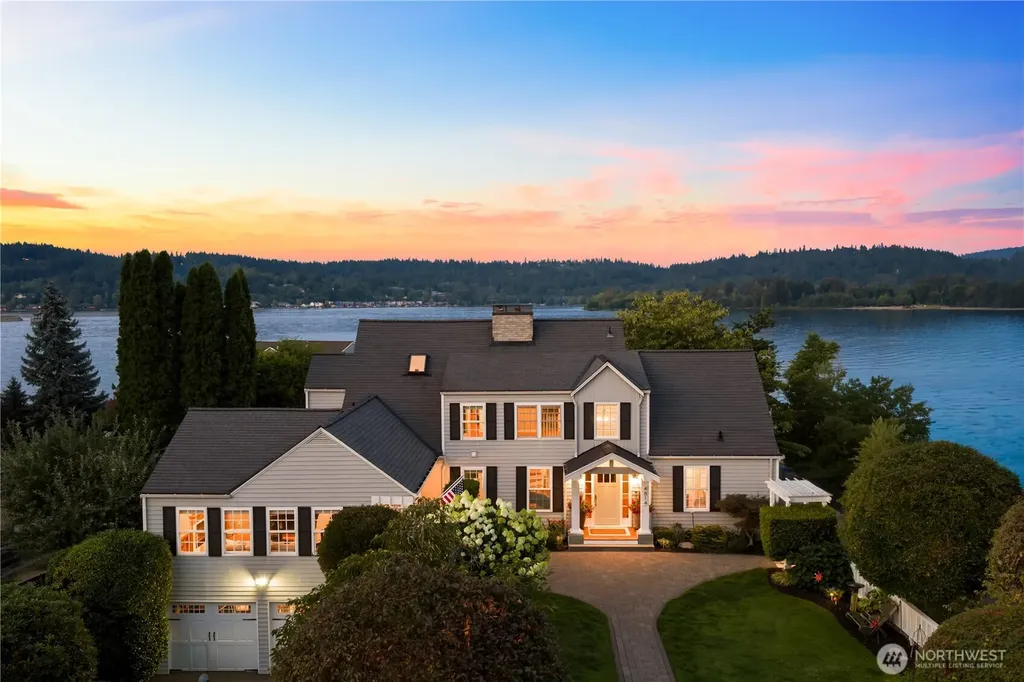 4814 194th Avenue SE Issaquah WA 98027