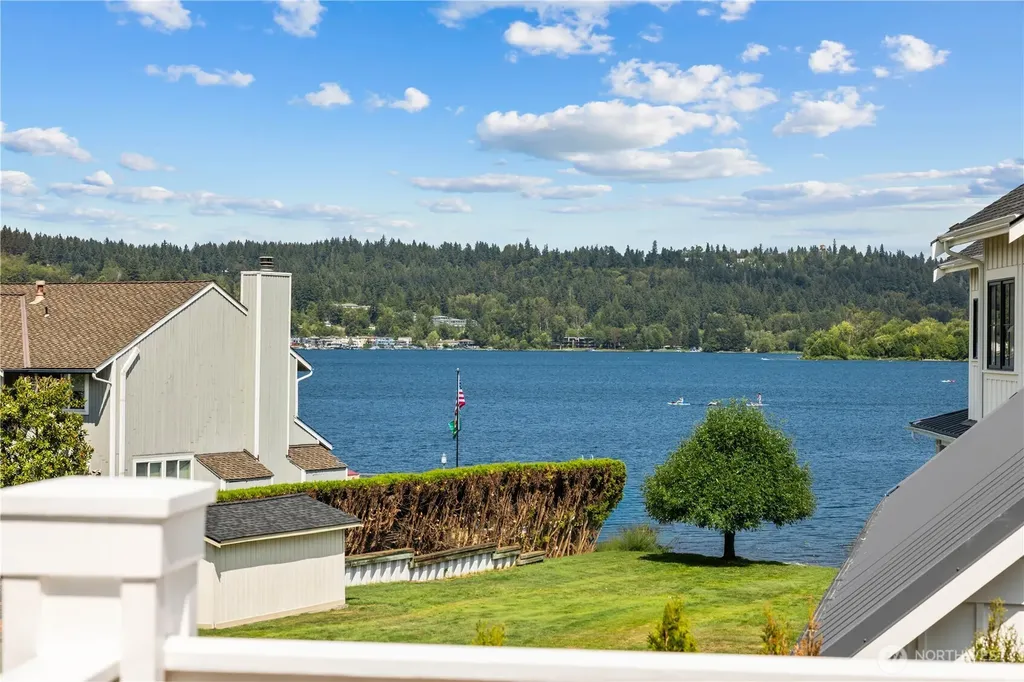 4814 194th Avenue SE Issaquah WA 98027