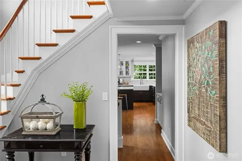 4814 194th Avenue SE Issaquah WA 98027