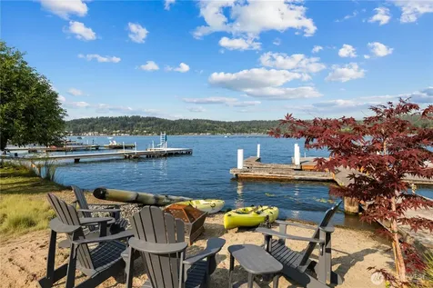 4814 194th Avenue SE Issaquah WA 98027