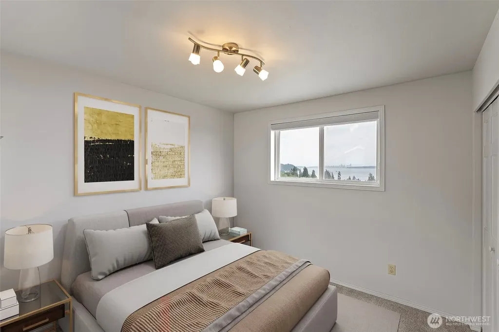 6406 E Royal View Lane Port Orchard WA 98366