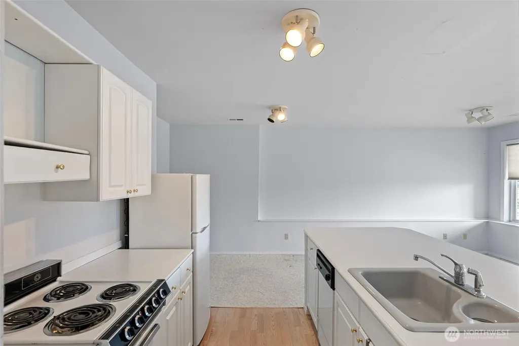 6406 E Royal View Lane Port Orchard WA 98366