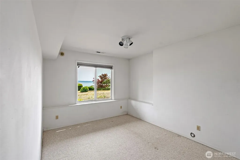 6406 E Royal View Lane Port Orchard WA 98366