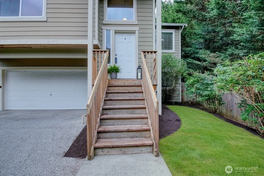 2327 107th Avenue SE Lake Stevens WA 98258
