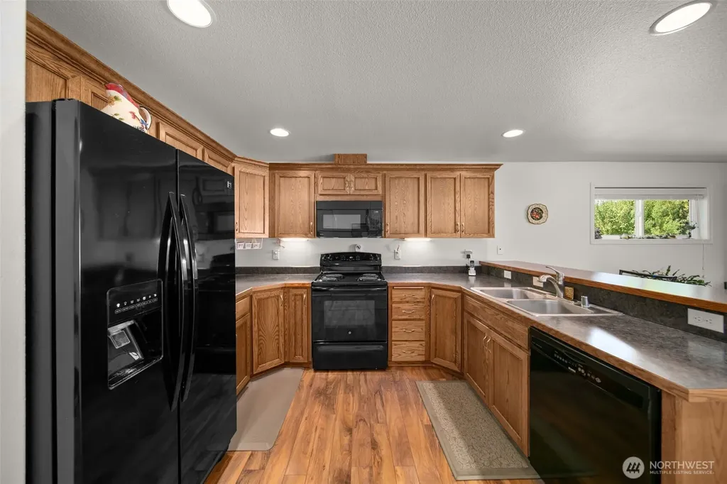 808 Willow Avenue NE Quincy WA 98848