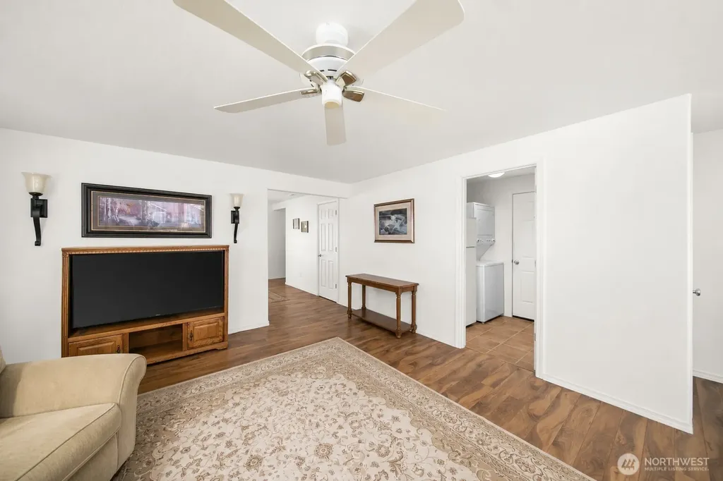 808 Willow Avenue NE Quincy WA 98848