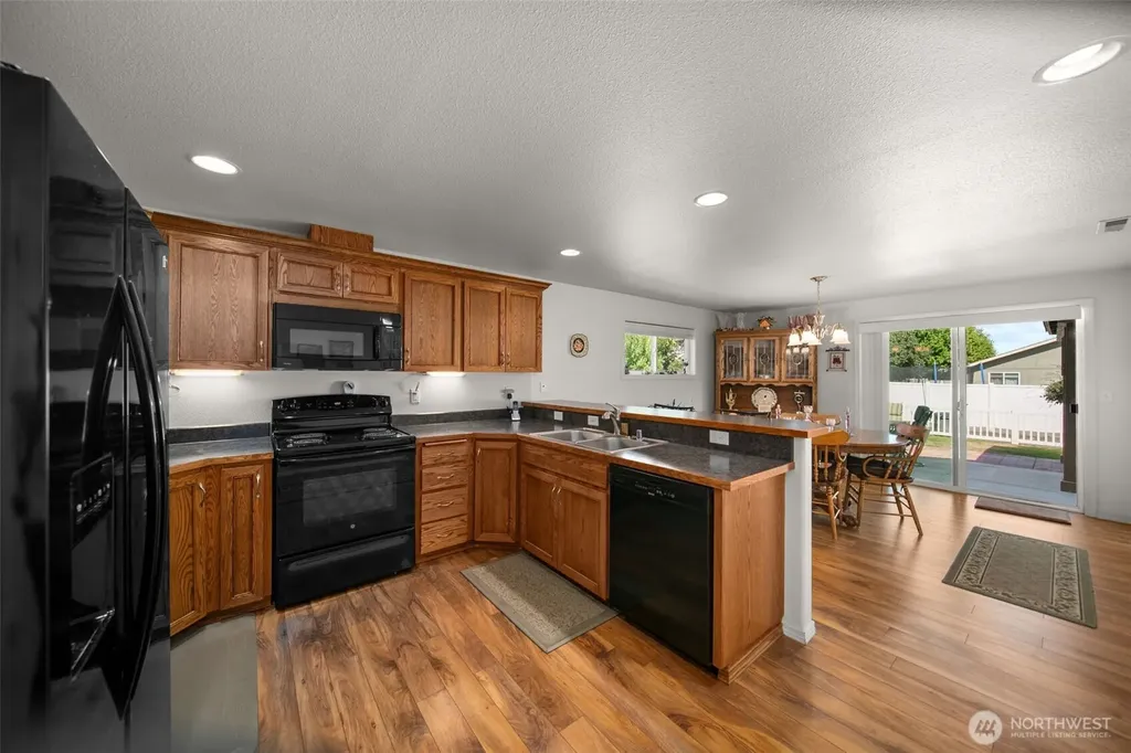808 Willow Avenue NE Quincy WA 98848