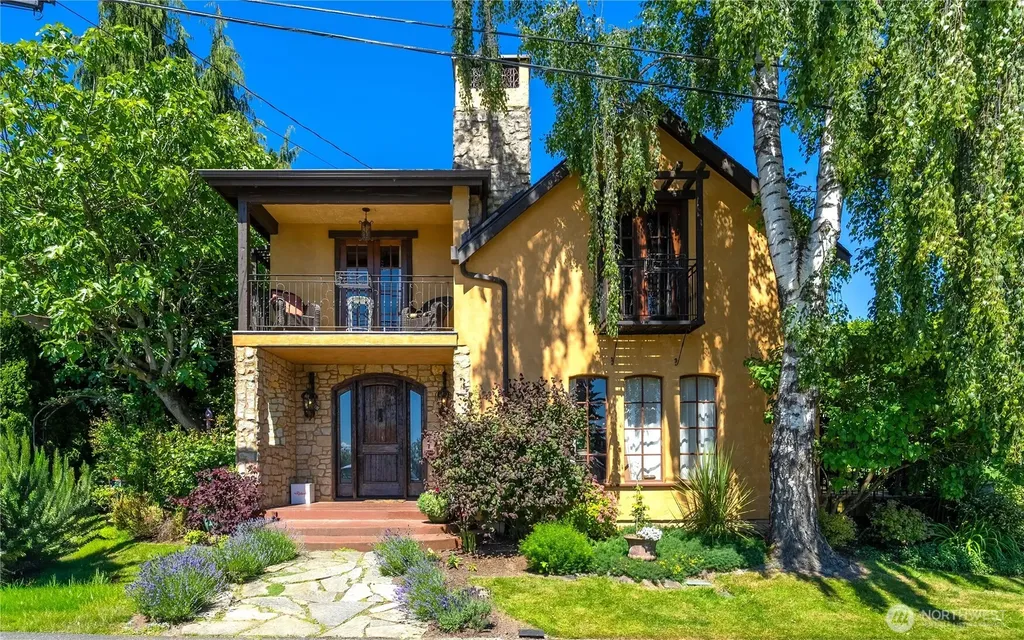 122 Waverly Way Kirkland WA 98033