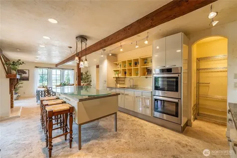 122 Waverly Way Kirkland WA 98033