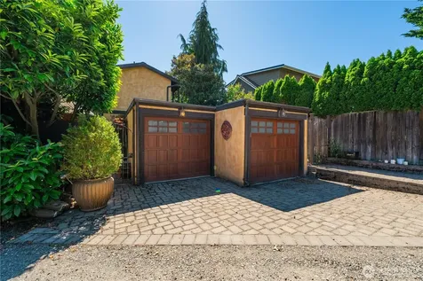 122 Waverly Way Kirkland WA 98033