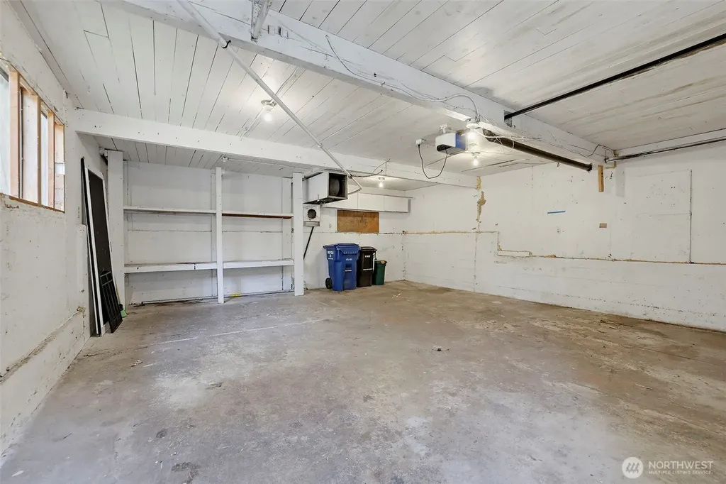 2327 NE 92nd Street Seattle WA 98115