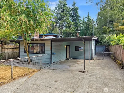 2327 NE 92nd Street Seattle WA 98115
